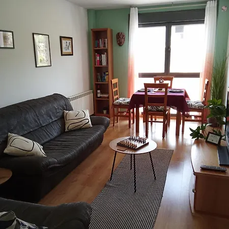 Acogedor En Sabinanigo, Tu Base En El Pirineo * Сабиньяниго